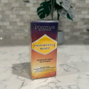 L’Occitane Immortelle Overnight Reset Oil-in-Serum